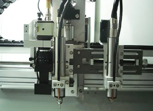 PCB基板切割，用中西NAKANISHI高速電主軸