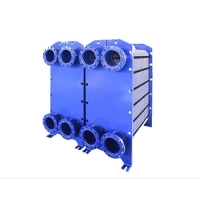 熱交換器在工程領域中的發(fā)展方向及前景是怎樣的?熱交換器是一種用于傳熱的設備， 主要用于工業(yè)領域中的蒸汽和流體的加熱、 冷和， 回收等工藝過程中。 隨著工程技術的不斷發(fā)展和應用需求的增 加，熱交換器也在不斷進步和改進。本文將從四個方面來探討熱交換器在工程領域中的發(fā)展方向及前景。 提高傳熱效率 傳熱效率是衡量熱交換器性能的重要指標之一。目前，熱交換器的傳熱效率已經(jīng)達到很高水平，但在工程應用中仍然存在一定的提升空間。未來的 發(fā)展方向之一，是通過改進傳熱介質的流動方式和傳熱表面的結構設計，進一步提高熱交換器的傳熱